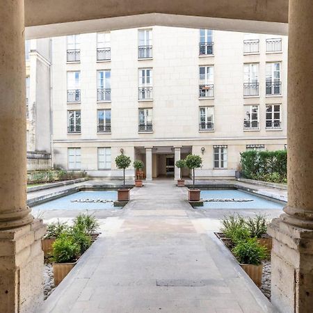Home In Paris Marais Elegant Flat In Old Париж Екстериор снимка