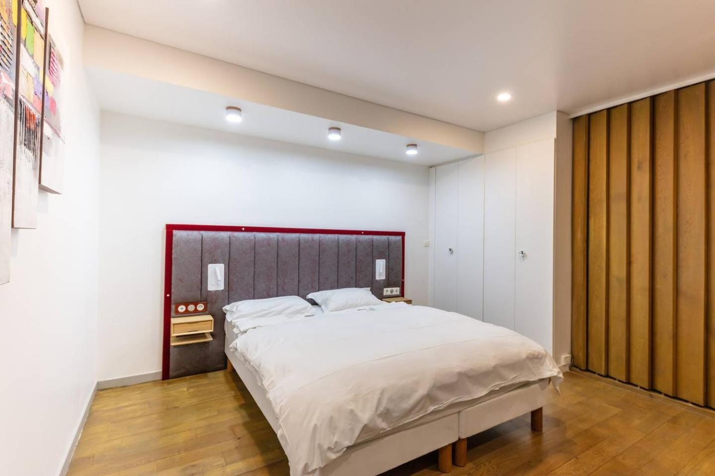 Home In Paris Marais Elegant Flat In Old Париж Екстериор снимка