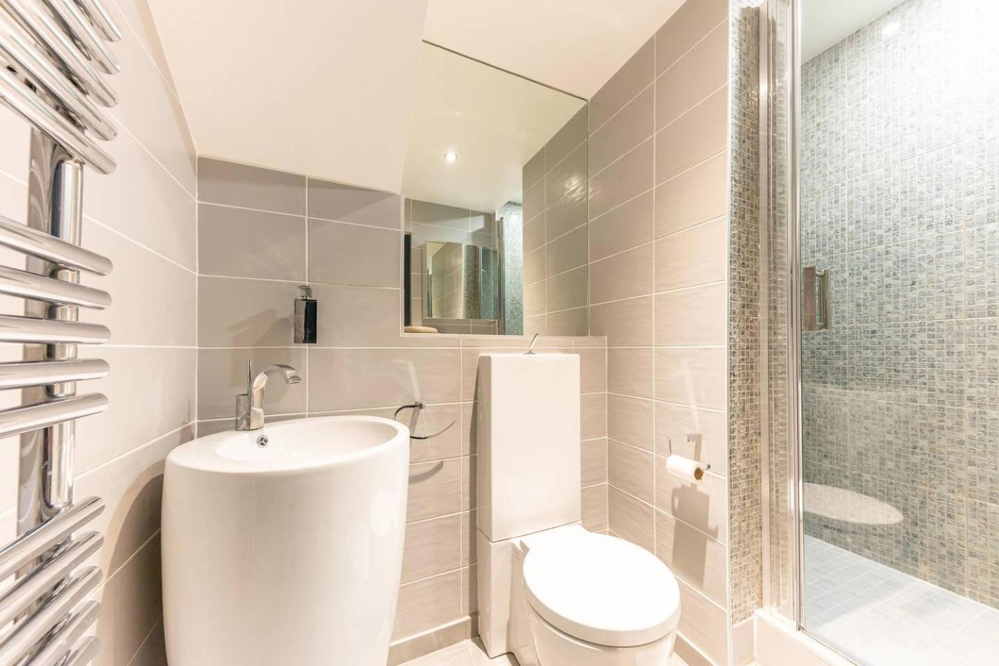Home In Paris Marais Elegant Flat In Old Париж Екстериор снимка